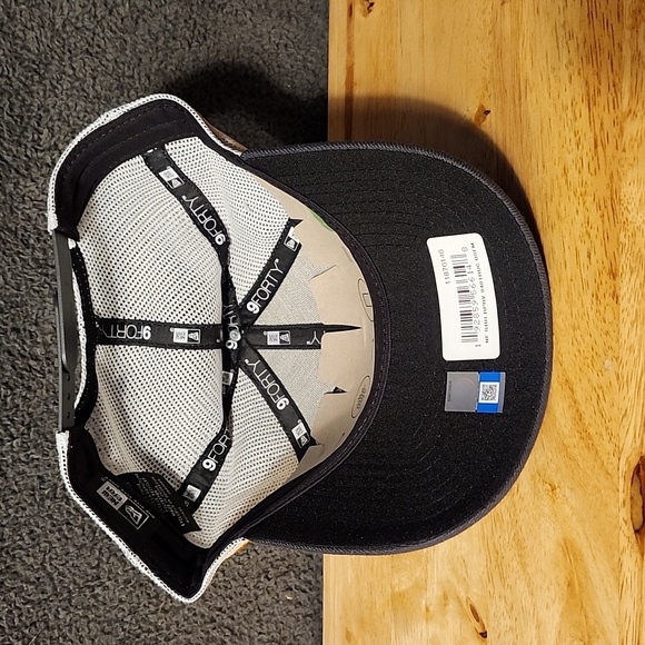 New Era 9FORTY Tennessee Volunteers Trucker Snapback Hat - New - Picture 6 of 8